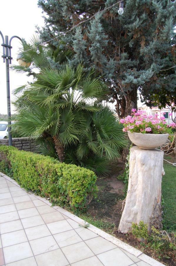 Latorraca Hotel Palazzo San Gervasio Exterior foto